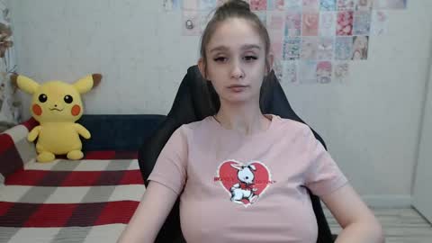 Snapshot of daniella_martin chatting on 05/30/26, 12:52 Daniella Martin online show from 05/30/26, 12:52