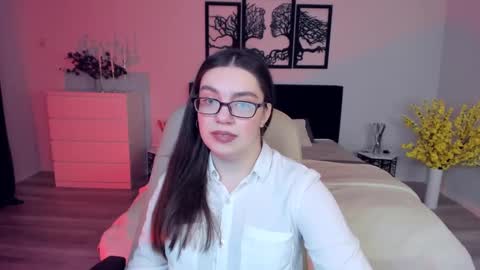 Snapshot of daniellasweet20 chatting on 12/04/24, 11:19 Daniella online show from 12/04/24, 11:19