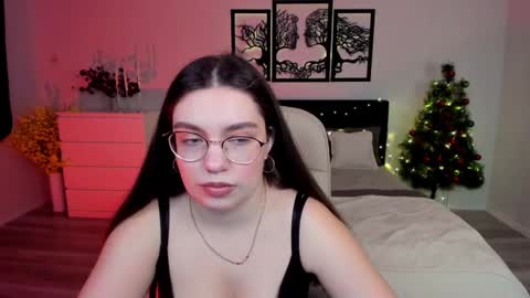 Snapshot of daniellasweet20 chatting on 12/16/24, 11:12 Daniella online show from 12/16/24, 11:12