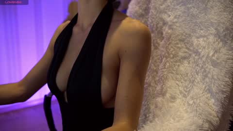 Danielle online show from 12/28/24, 09:20