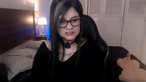 Snapshot of daniellerain chatting on 06/14/26, 02:24 daniellerain online show from 06/14/26, 02:24