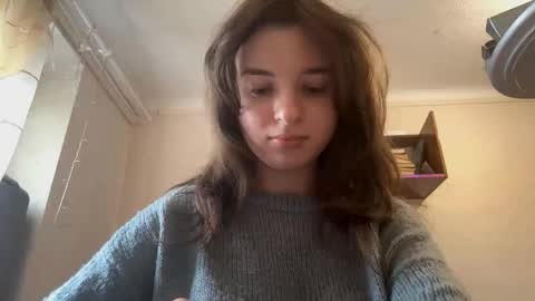 Snapshot of daniellevaulet chatting on 10/28/25, 07:01 Mia online show from 10/28/25, 07:01