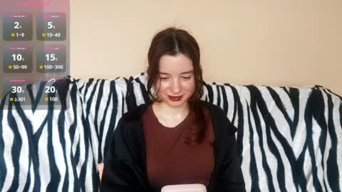 Mia online show from 04/10/26, 02:11