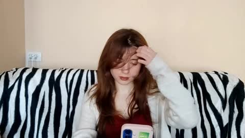 Mia online show from 04/15/26, 11:50