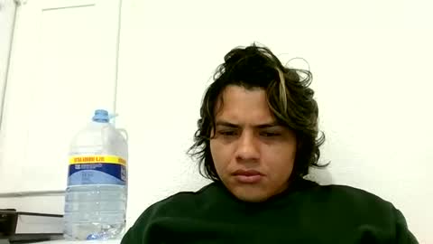 Snapshot of danielmendoza45 chatting on 10/29/25, 11:34 daniel mendoza online show from 10/29/25, 11:34