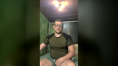 Snapshot of danielocool chatting on 06/19/26, 07:34 DanieloCool online show from 06/19/26, 07:34