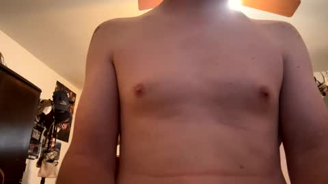 Snapshot of danielp_mod_cb chatting on 01/08/25, 09:12 Daniel y. online show from 01/08/25, 09:12