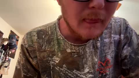 Snapshot of danielp_mod_cb chatting on 01/12/25, 10:01 Daniel y. online show from 01/12/25, 10:01