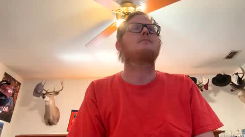 Snapshot of danielp_mod_cb chatting on 03/10/25, 08:34 Daniel y. online show from 03/10/25, 08:34