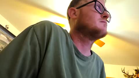 Snapshot of danielp_mod_cb chatting on 09/17/25, 02:24 Daniel y. online show from 09/17/25, 02:24