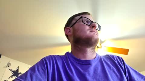 Snapshot of danielp_mod_cb chatting on 09/19/25, 08:31 Daniel y. online show from 09/19/25, 08:31