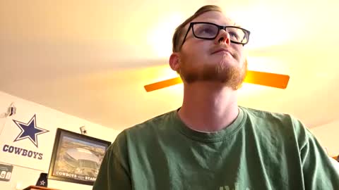 Snapshot of danielp_mod_cb chatting on 10/03/25, 08:50 Daniel y. online show from 10/03/25, 08:50