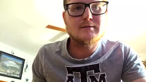 Snapshot of danielp_mod_cb chatting on 10/28/25, 06:32 Daniel y. online show from 10/28/25, 06:32