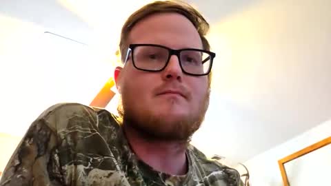 Daniel    y. online show from 03/23/26, 07:07