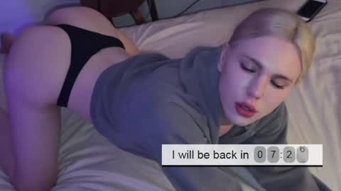 Snapshot of danielpaige_ chatting on 02/02/25, 01:52 GABRIEL online show from 02/02/25, 01:52