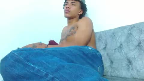 JUAN online show from 01/17/25, 01:46