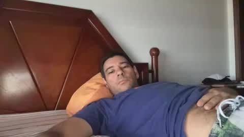 danieltalho23 online show from 09/15/25, 11:43