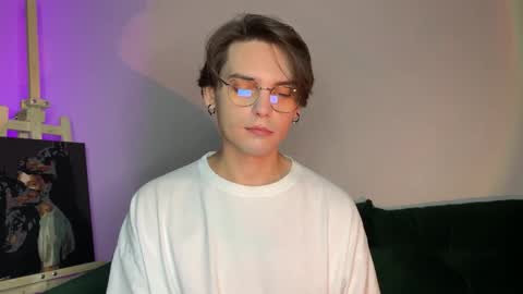 Snapshot of danieltuckerr chatting on 10/05/25, 07:45 danieltuckerr online show from 10/05/25, 07:45