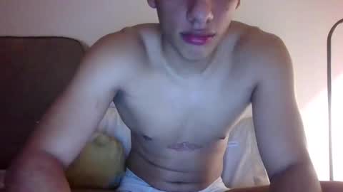 Snapshot of danielvg686413 chatting on 11/26/25, 09:38 Masked online show from 11/26/25, 09:38