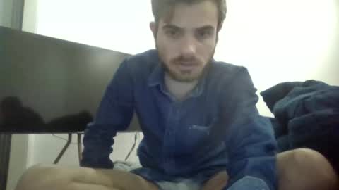 danievio21 online show from 05/21/26, 02:40