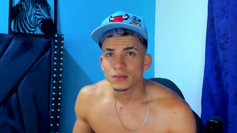 Snapshot of danii_scot chatting on 01/14/25, 07:06 Dani online show from 01/14/25, 07:06