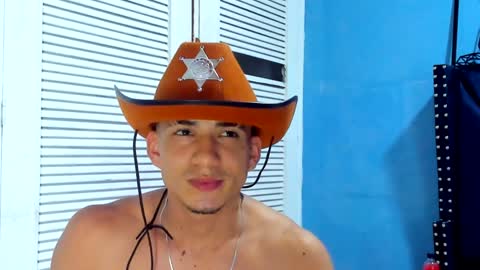 Snapshot of danii_scot chatting on 01/16/25, 10:21 Dani online show from 01/16/25, 10:21