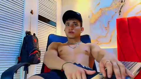 Snapshot of danii_scot chatting on 10/04/25, 03:59 Dani online show from 10/04/25, 03:59