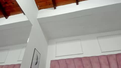 Snapshot of daniibelluci chatting on 11/15/25, 11:43 DaniiBelluci online show from 11/15/25, 11:43