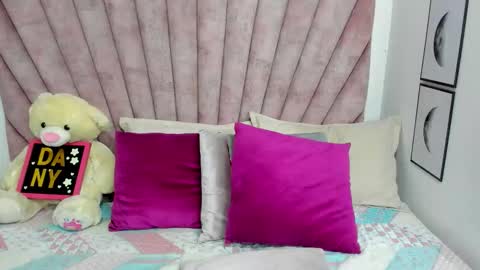 Snapshot of daniibelluci1 chatting on 03/01/26, 03:52 Danii Belluci online show from 03/01/26, 03:52