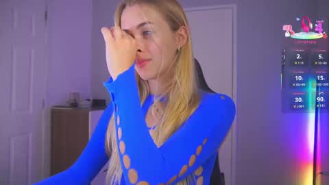 Snapshot of danikadillan chatting on 03/06/25, 07:14 Hi my name is Anna. Please say hello I like to chat with you. If u have request use Tip option .Thank you online show from 03/06/25, 07:14