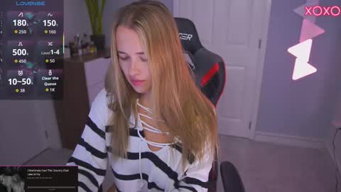 Hi my name is Anna. Please say hello I like to chat with you. If u have request use Tip option .Thank you online show from 01/10/26, 12:56