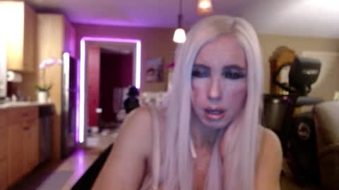 DanikaWhite69 online show from 12/01/25, 10:42
