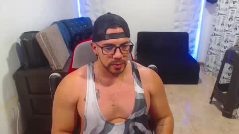 Snapshot of danilofit chatting on 01/06/26, 08:56 DANILO online show from 01/06/26, 08:56