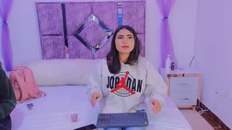 Snapshot of danilu_eva21 chatting on 10/11/25, 08:07 Danilu and Eva online show from 10/11/25, 08:07