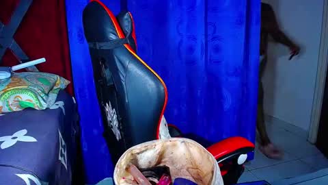 danisabrownn online show from 02/17/26, 02:02