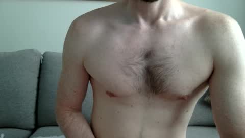 Snapshot of danishguysdicks chatting on 05/29/26, 08:12 Buzzy online show from 05/29/26, 08:12