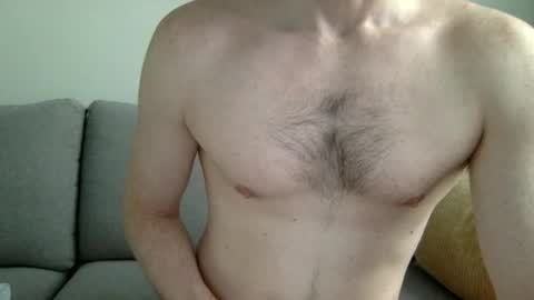 Snapshot of danishguysdicks chatting on 05/30/26, 03:53 Buzzy online show from 05/30/26, 03:53