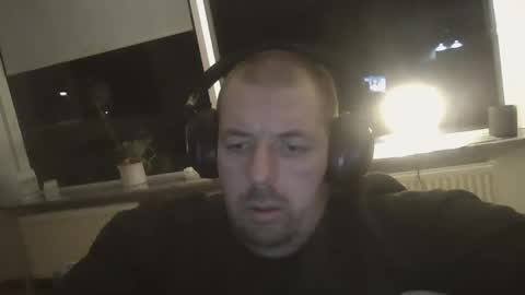 danishman1980 online show from 12/31/24, 01:36