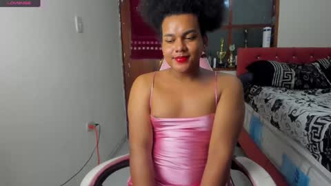 Snapshot of danisweet_ chatting on 12/21/24, 05:25 dani online show from 12/21/24, 05:25