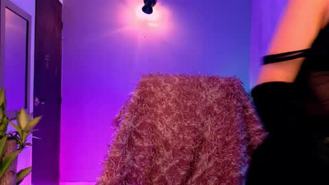 danita_veelz online show from 12/20/25, 05:03