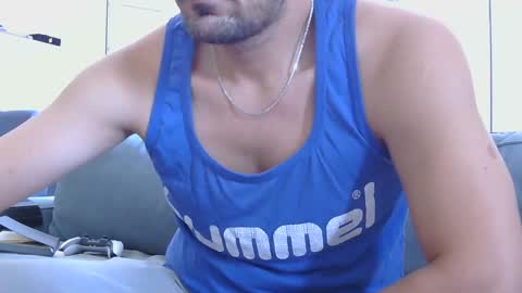 Snapshot of danithenew chatting on 10/17/25, 09:45 danithenew online show from 10/17/25, 09:45