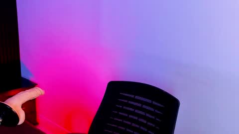 Dani whatson online show from 09/26/25, 03:43