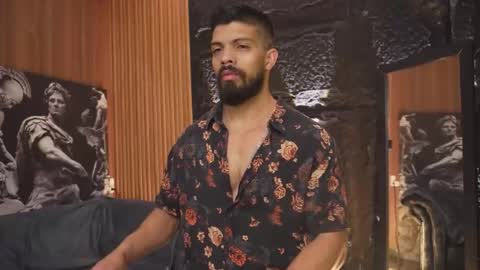 Dann saenz online show from 10/10/25, 11:53