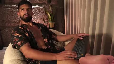 Dann saenz online show from 04/21/26, 02:56