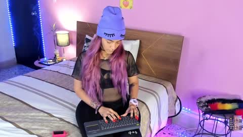 Dannacastle online show from 01/16/25, 05:32