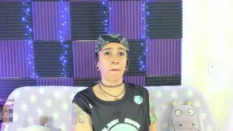 Snapshot of danna__castle chatting on 06/28/26, 06:19 Dannacastle online show from 06/28/26, 06:19