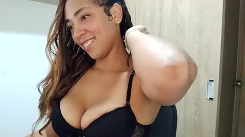 Danna  Ross online show from 04/24/26, 01:41