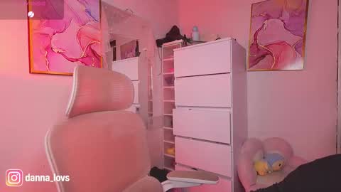 Danna Lovs online show from 11/06/25, 05:47