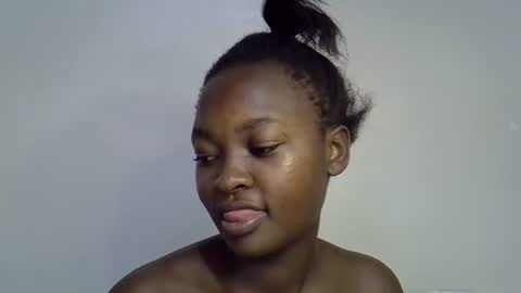 danna_miki online show from 01/15/26, 11:04