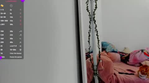 Danna Rhodes online show from 11/24/25, 05:07